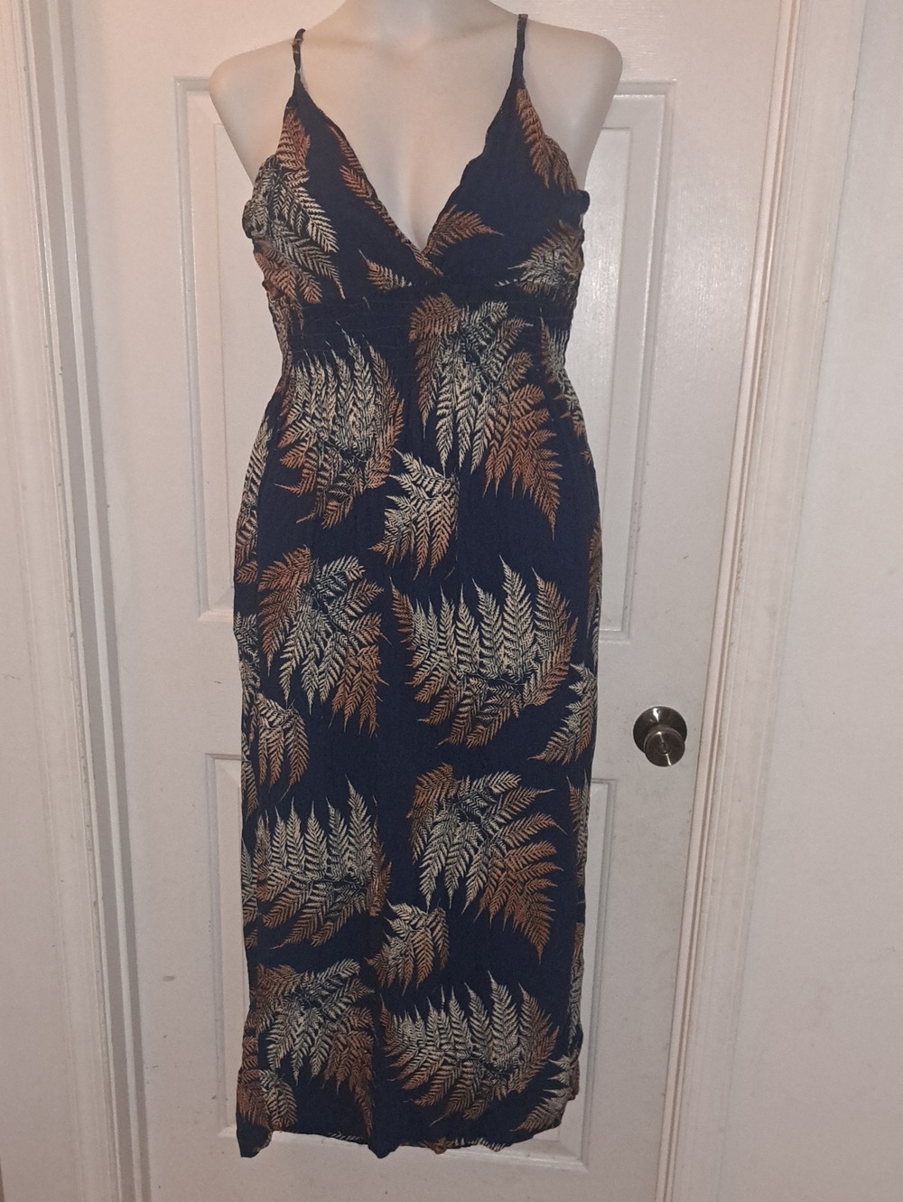 Navy Blue Spaghetti Strap Maxi Dress with Fern Print